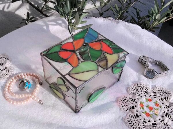 Butterfly_Stained_Glass_Jewel_Box8