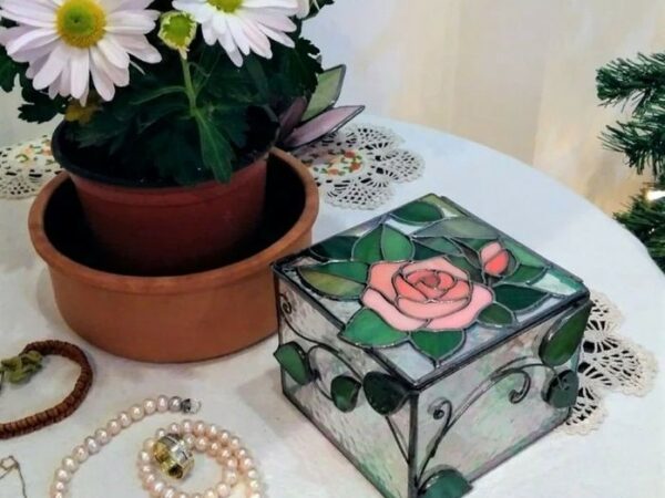 Pink_Rose_Stained_Glass_Jewel_Box4