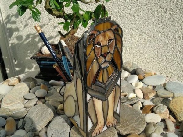 Lion_Stained_Glass_Pencil_Holder-04