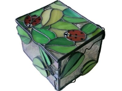 ladybug_Stained_Glass_Jewel_Box_small03